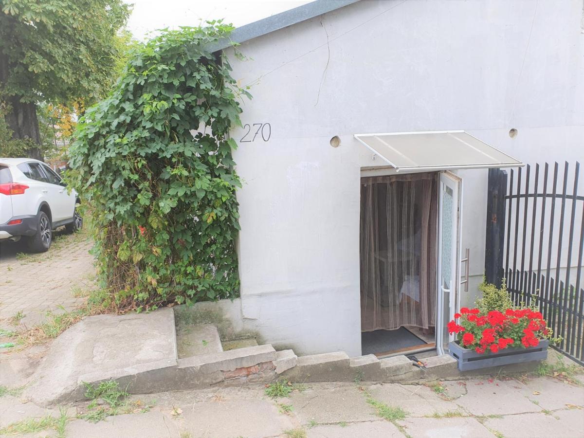 Appartement Fajne Stylowe Studio Z Aneksem Kuchennym à Poznań Extérieur photo