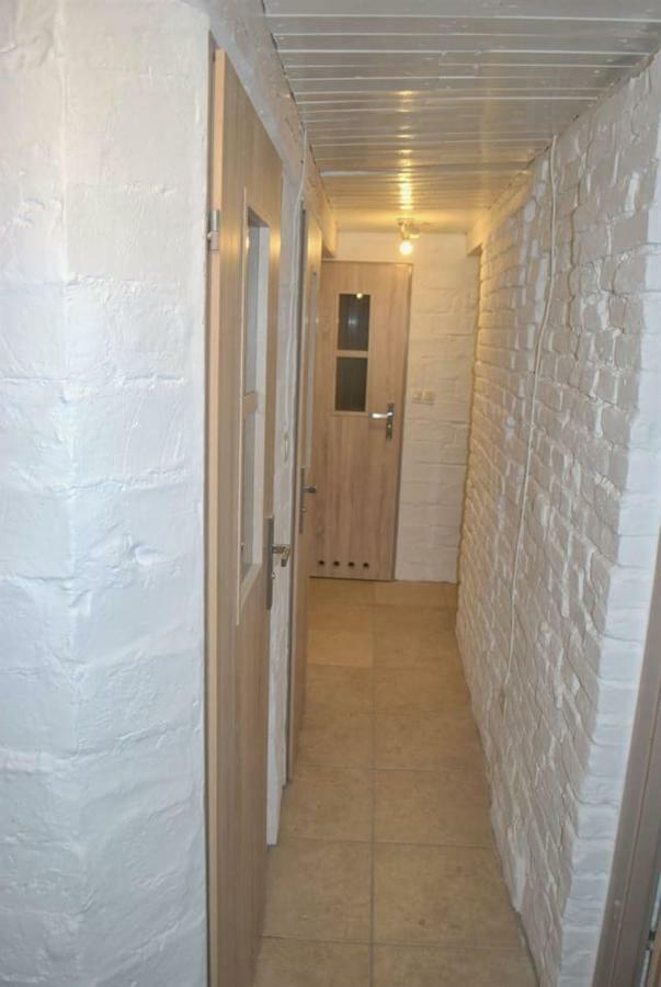 Appartement Fajne Stylowe Studio Z Aneksem Kuchennym à Poznań Extérieur photo